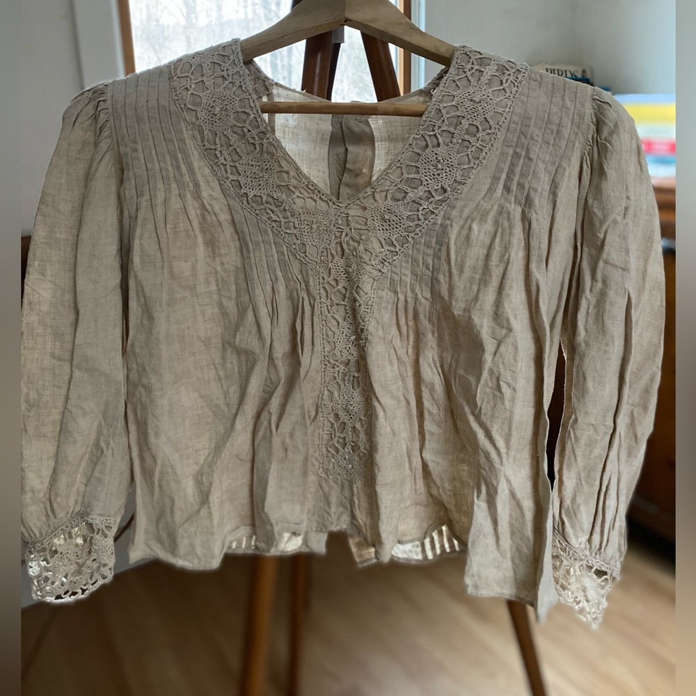 Vintage Cropped Crotchet Blouse